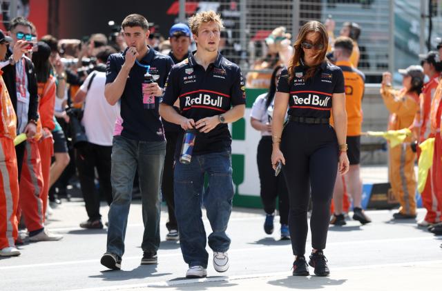 bwin-佩雷兹“欠的债”劳森还了 F1红牛车队选择角田裕毅